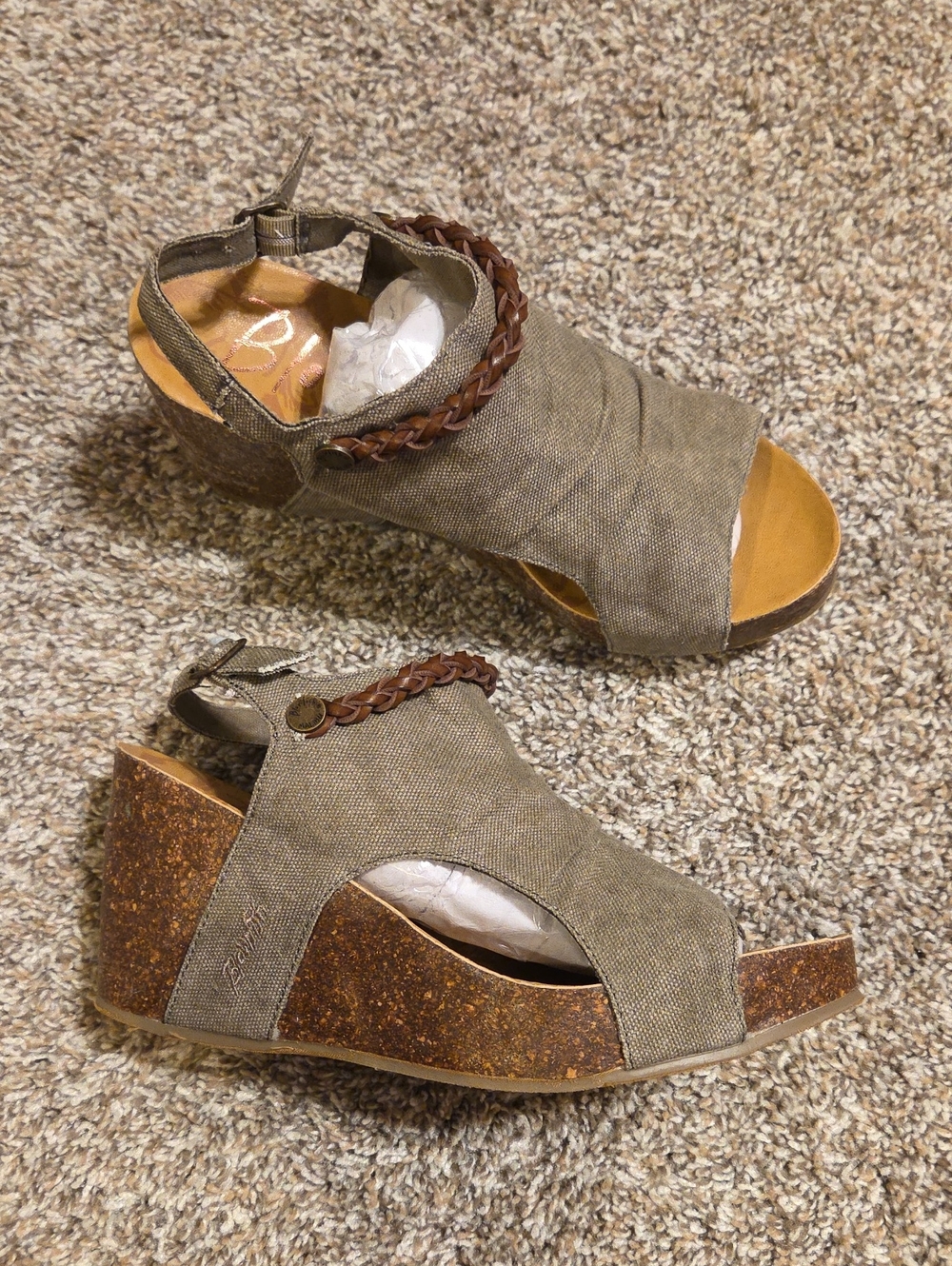 Blowfish Women’s Braided Strap Peep TOE Wedge Sandals